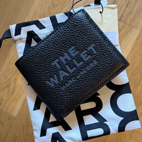 Marc Jacobs - The Leather Billfold Wallet - Picture 1 of 5